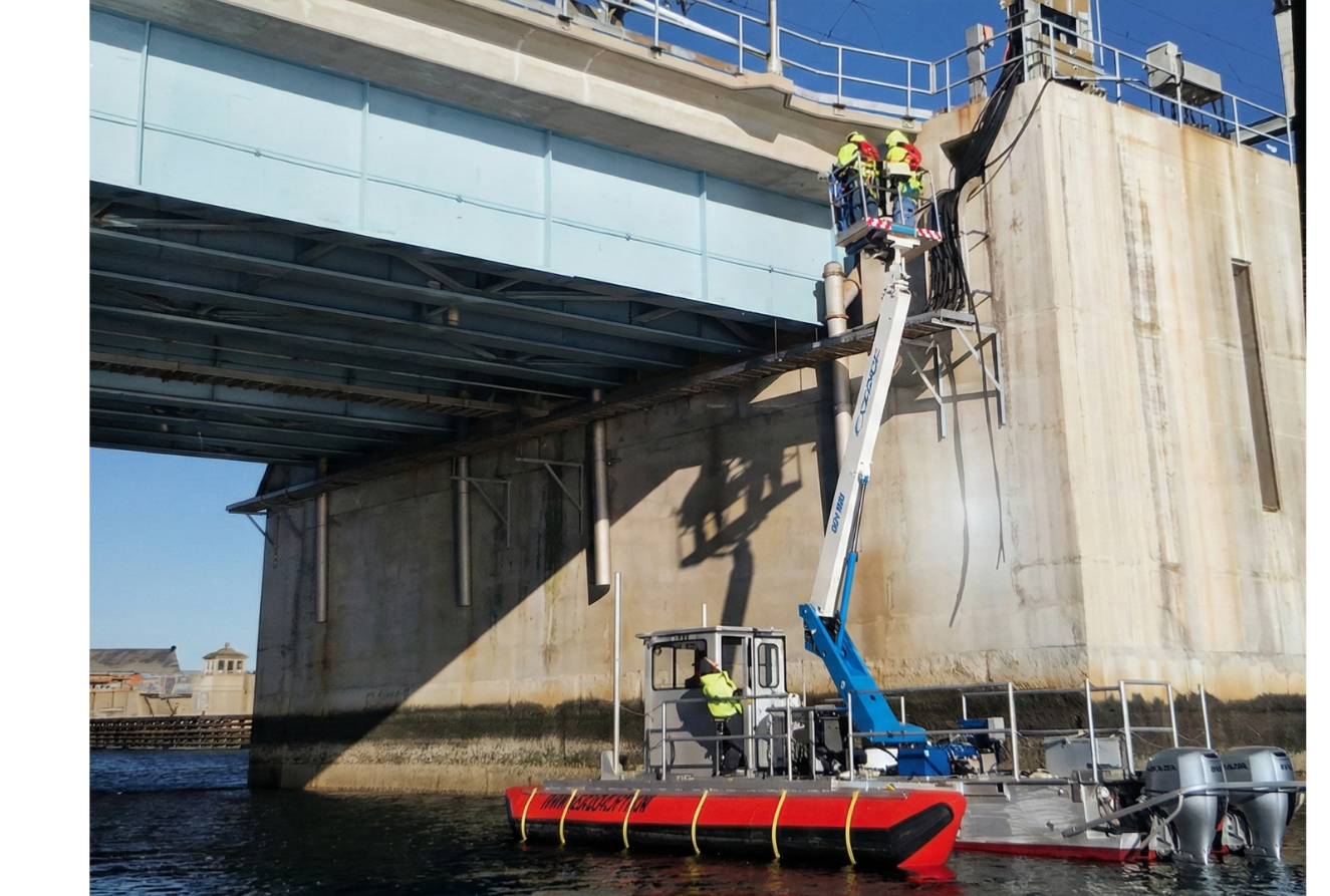 aqualift bucket boat
